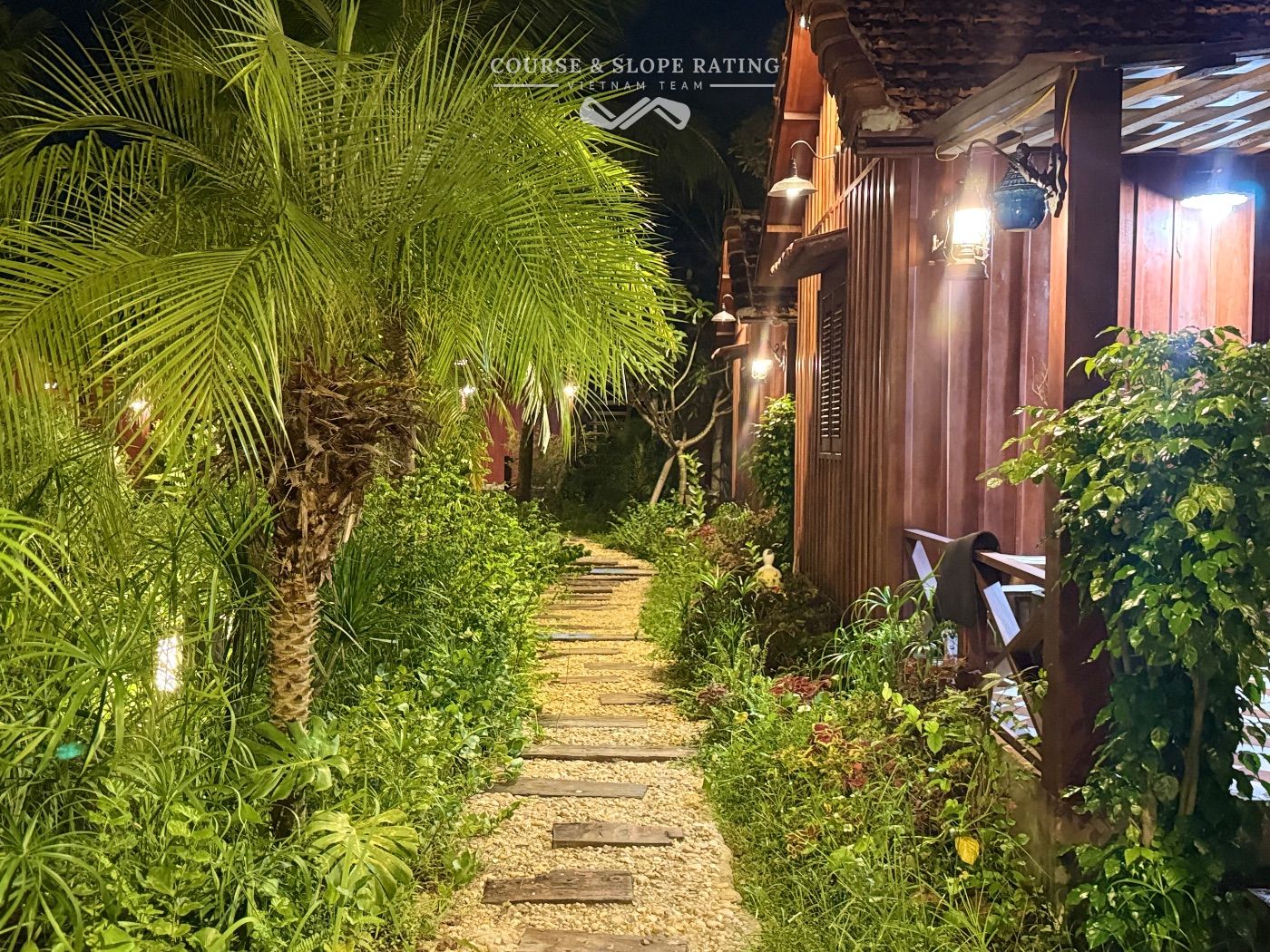 Tía Tô Glamping  · Bên trong