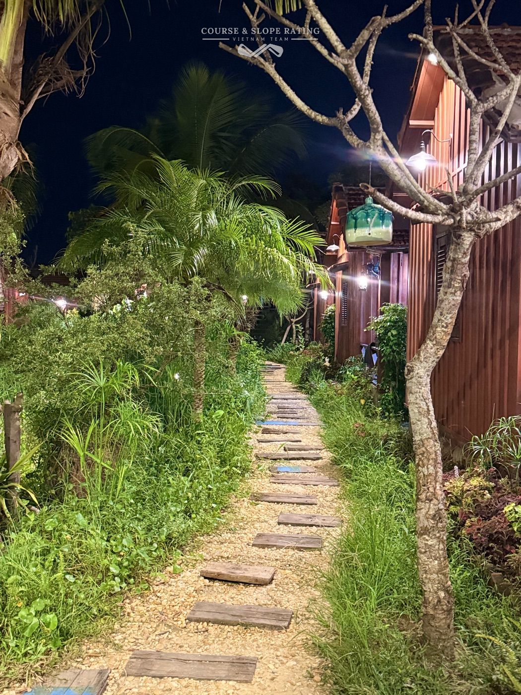 Tía Tô Glamping  · Bên trong